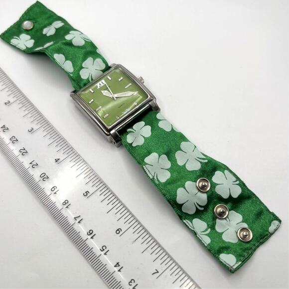 Green Clover Terner Watch - Picture 3 of 4